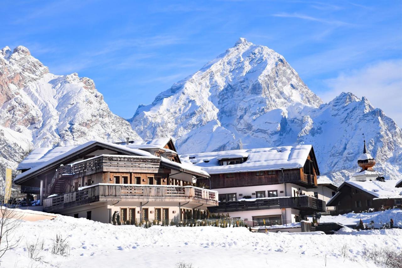 Rosapetra Spa Resort - Small Luxury Hotels Of The World Cortina d'Ampezzo Exterior photo