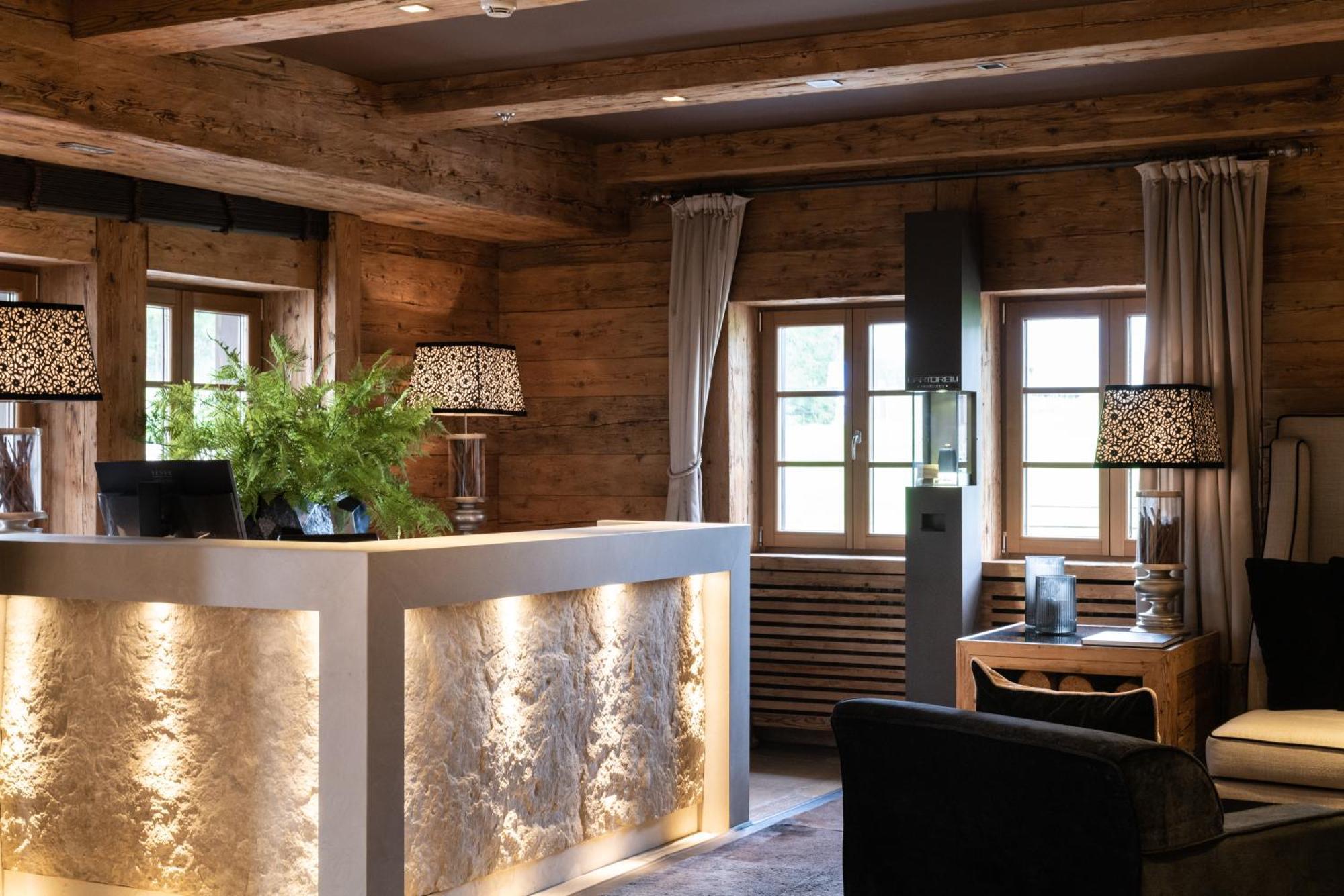 Rosapetra Spa Resort - Small Luxury Hotels Of The World Cortina d'Ampezzo Exterior photo